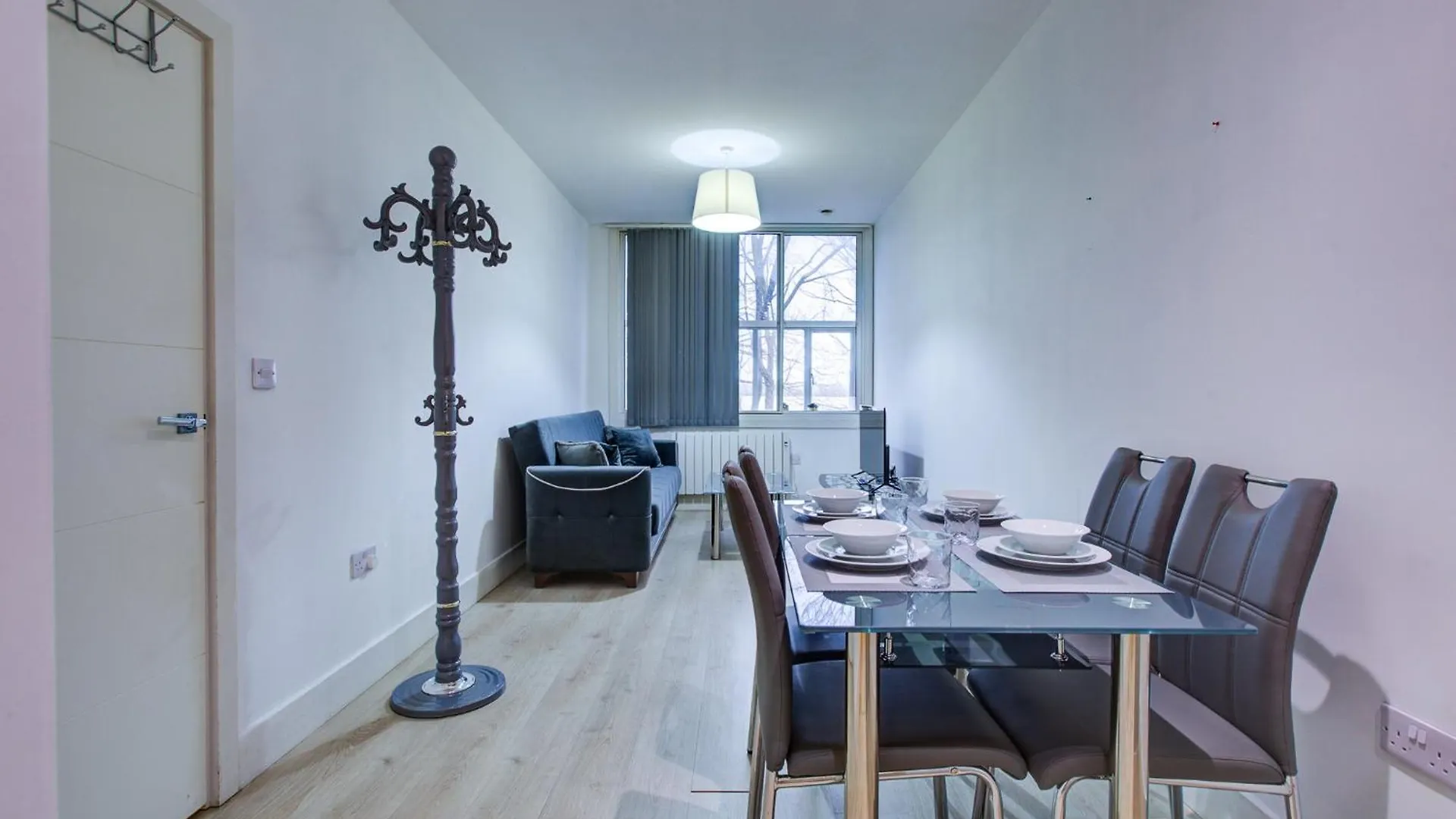 1 Bedroom Flat 6 Mins From Heathrow Airport Flat 25 Harmondsworth 0*,